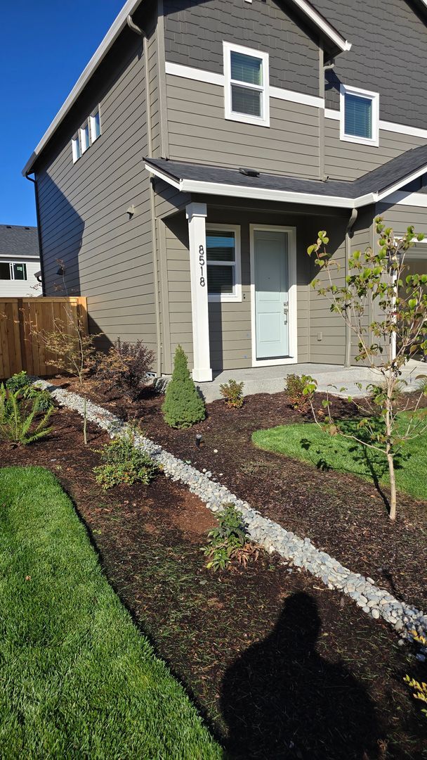 Building Photo - Amazing 3 bedroom Brand new home!!