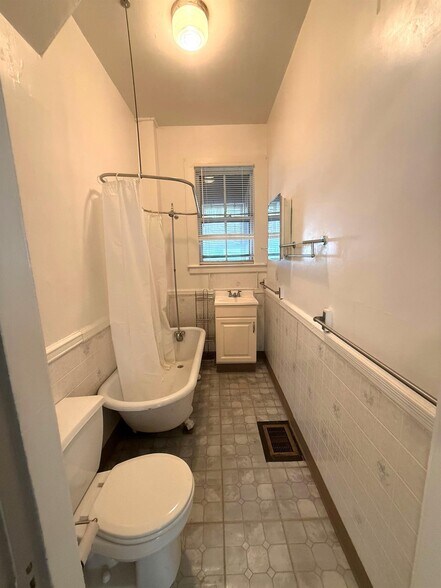 Building Photo - 55 Rindge Ave