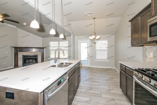 Building Photo - 11609 SW 9th St.