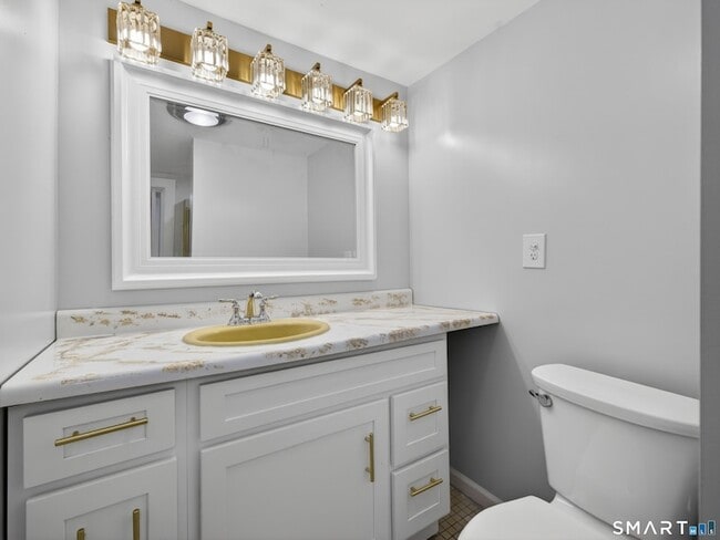 Building Photo - 87 McVeagh Rd