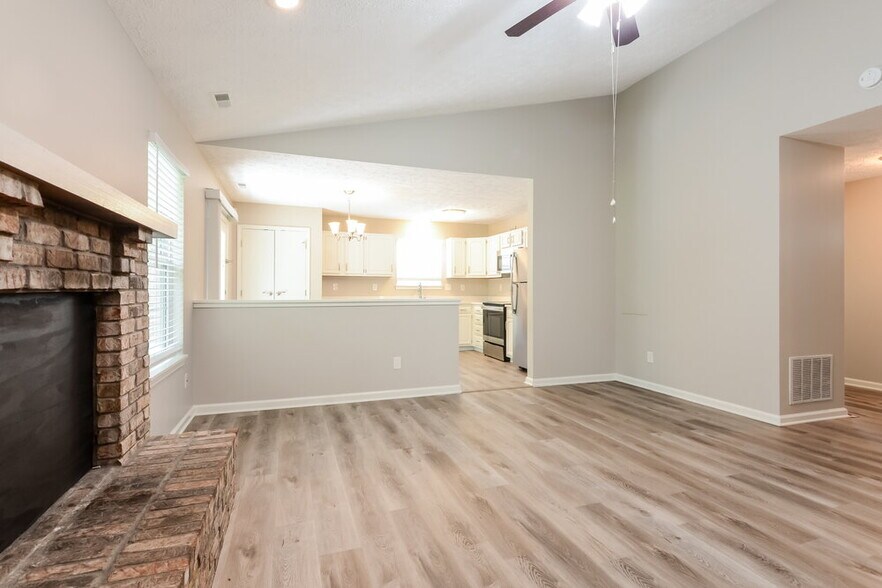 Building Photo - 817 Washington Cove Way