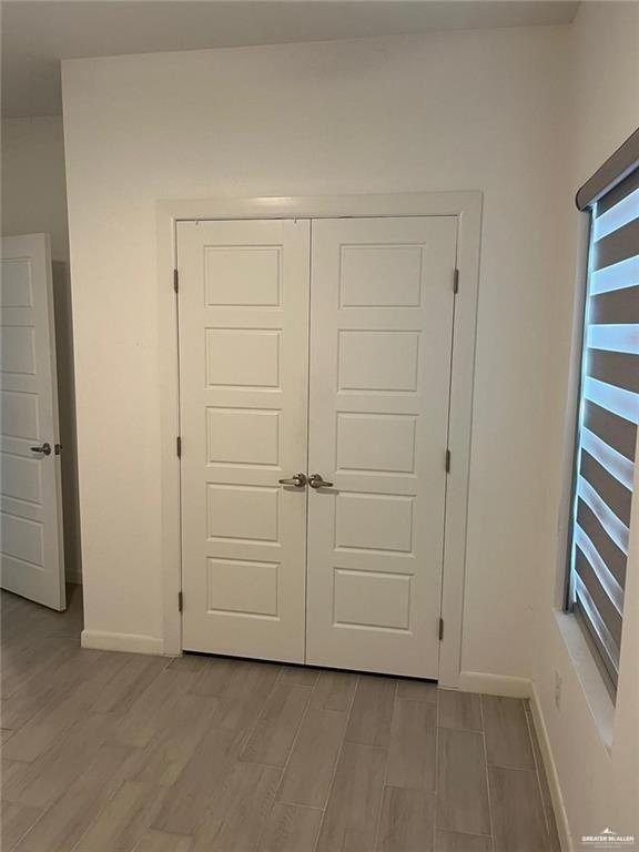 Building Photo - 12 West Dr