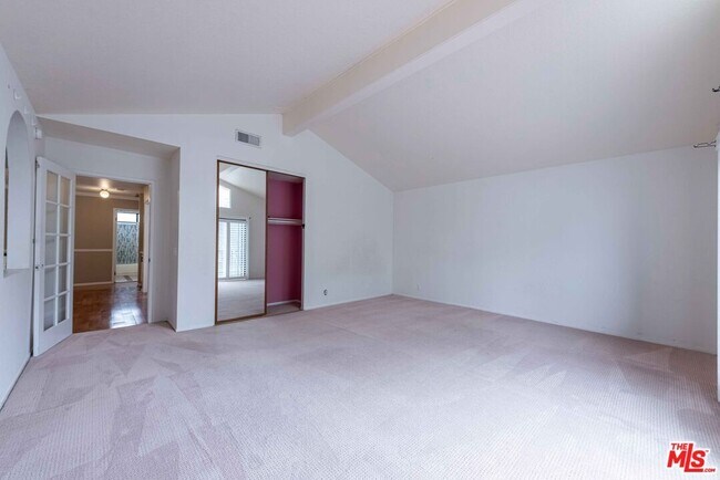Building Photo - 27821 Via Amistosa
