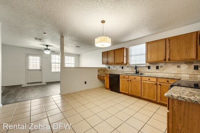 Building Photo - 4 br, 2 bath House - 615 Silvertop Road