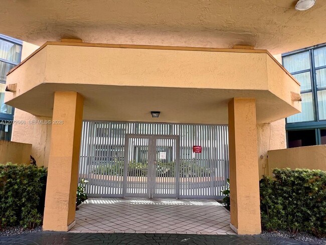 Building Photo - 11790 SW 18th St