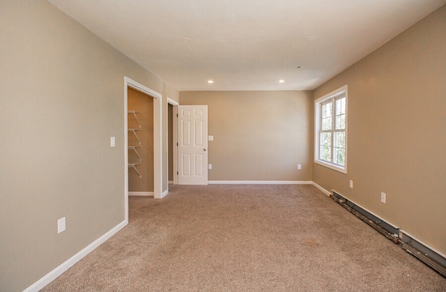 Building Photo - 126 Sears Island Dr