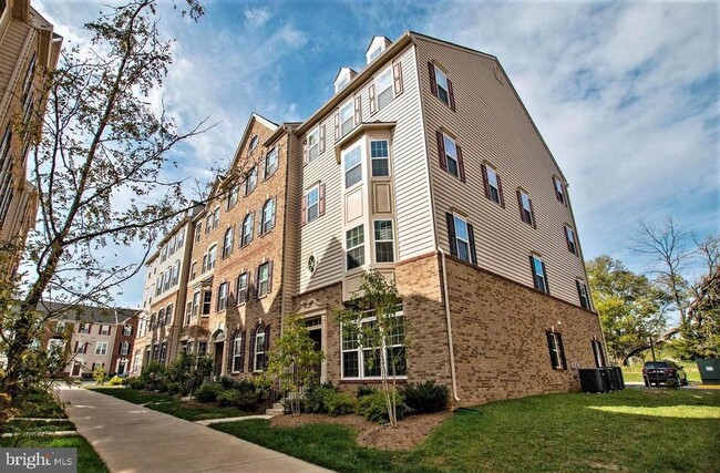 Building Photo - 14204 Haro Trail