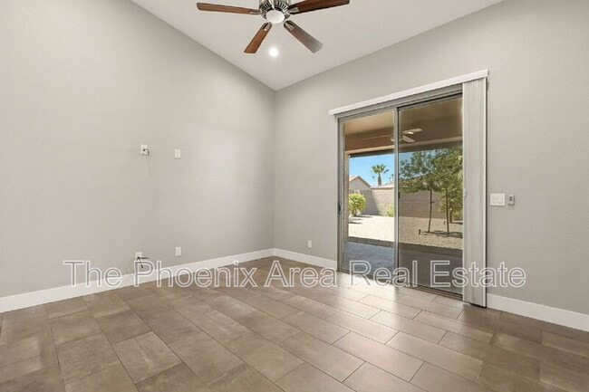 Building Photo - 25818 S Hollygreen Dr