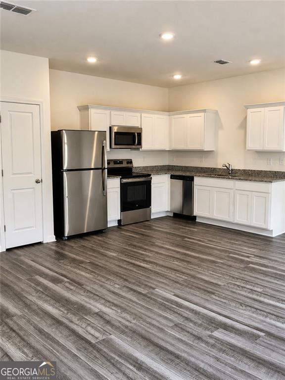 Building Photo - 64 Padley Dr