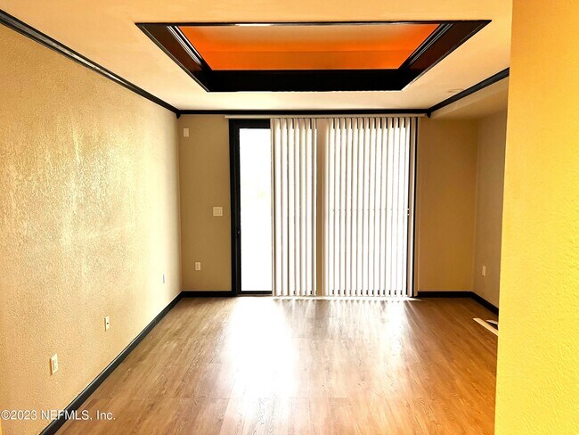 Building Photo - 3155 Ravines Rd