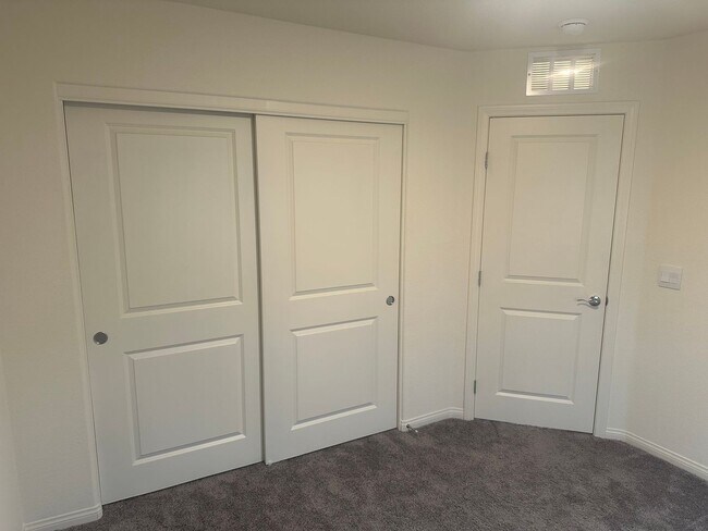 Building Photo - NW!! Gated!! Built 2023!!!! Corner Lot!! L...