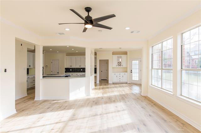 Building Photo - 3004 Normandy Dr