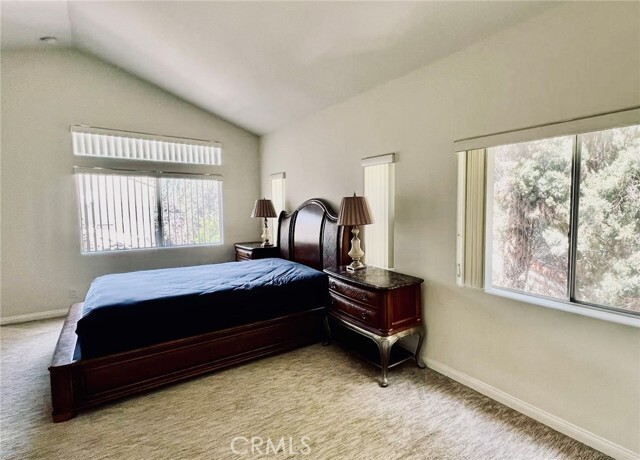 Building Photo - 10010 Reseda Blvd