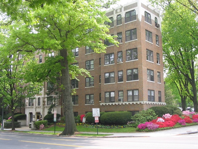 Building Photo - 5130 Connecticut Ave NW