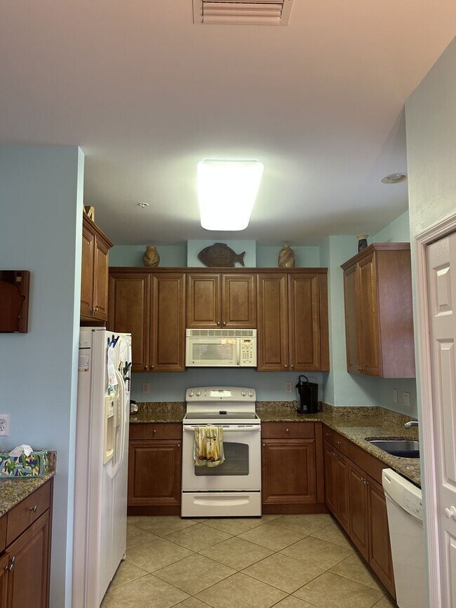Building Photo - 16591 Goldenrod Ln