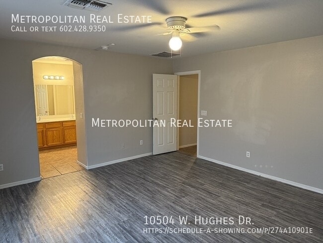 Building Photo - 10504 W Hughes Dr