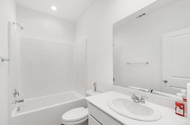 Building Photo - 32907 Cambury Pl