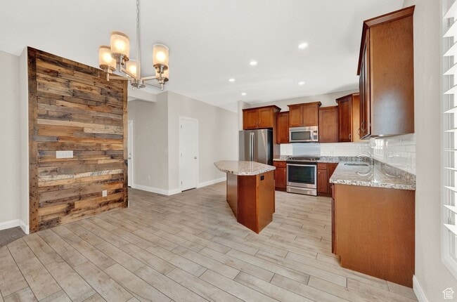 Building Photo - 11166 Del Andrae Ln