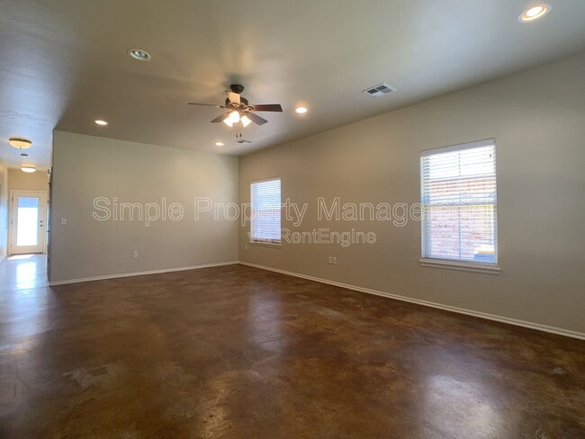 Building Photo - 14628 1st St