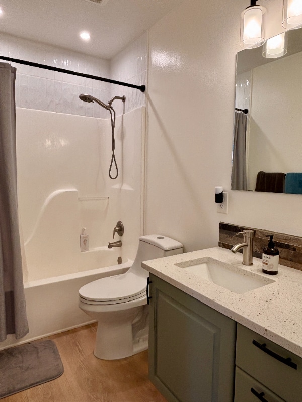 Building Photo - 408 Spring Ln