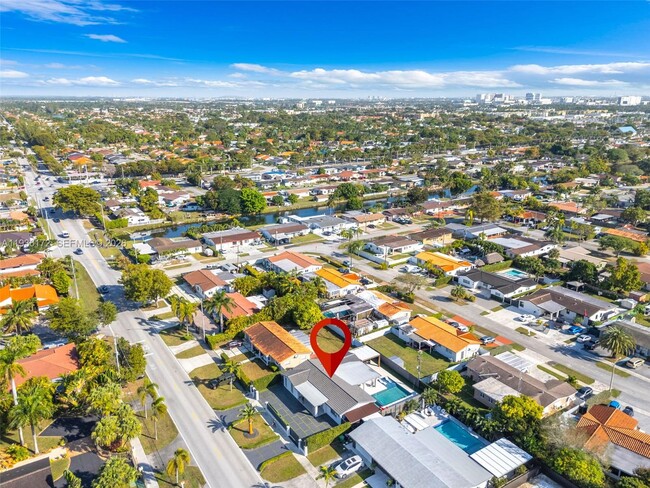 Building Photo - 2845 SW 127th Ave