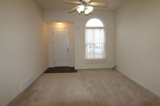 Building Photo - 8579 Napoli Dr