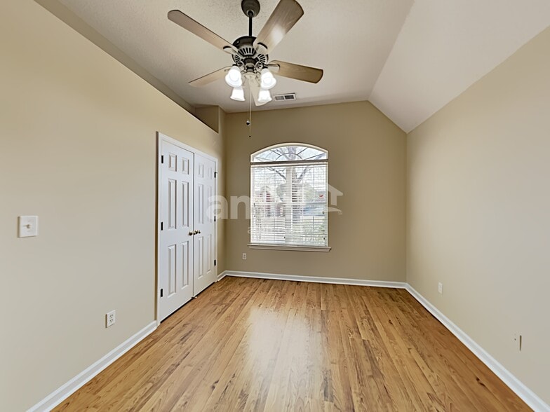 Building Photo - 6646 Raner Cv