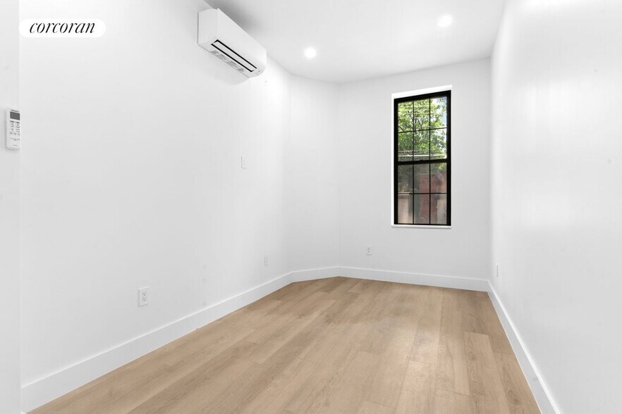 Building Photo - 403 Linden St