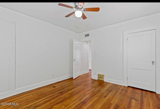 Building Photo - 4116 Chester Ave