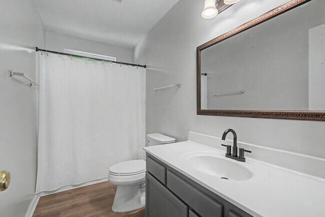 Building Photo - Longhill Station-September Rental