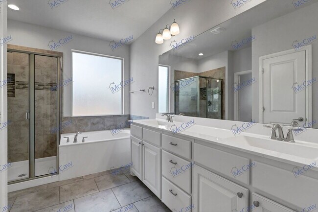 Building Photo - 1100 Scotney Ln