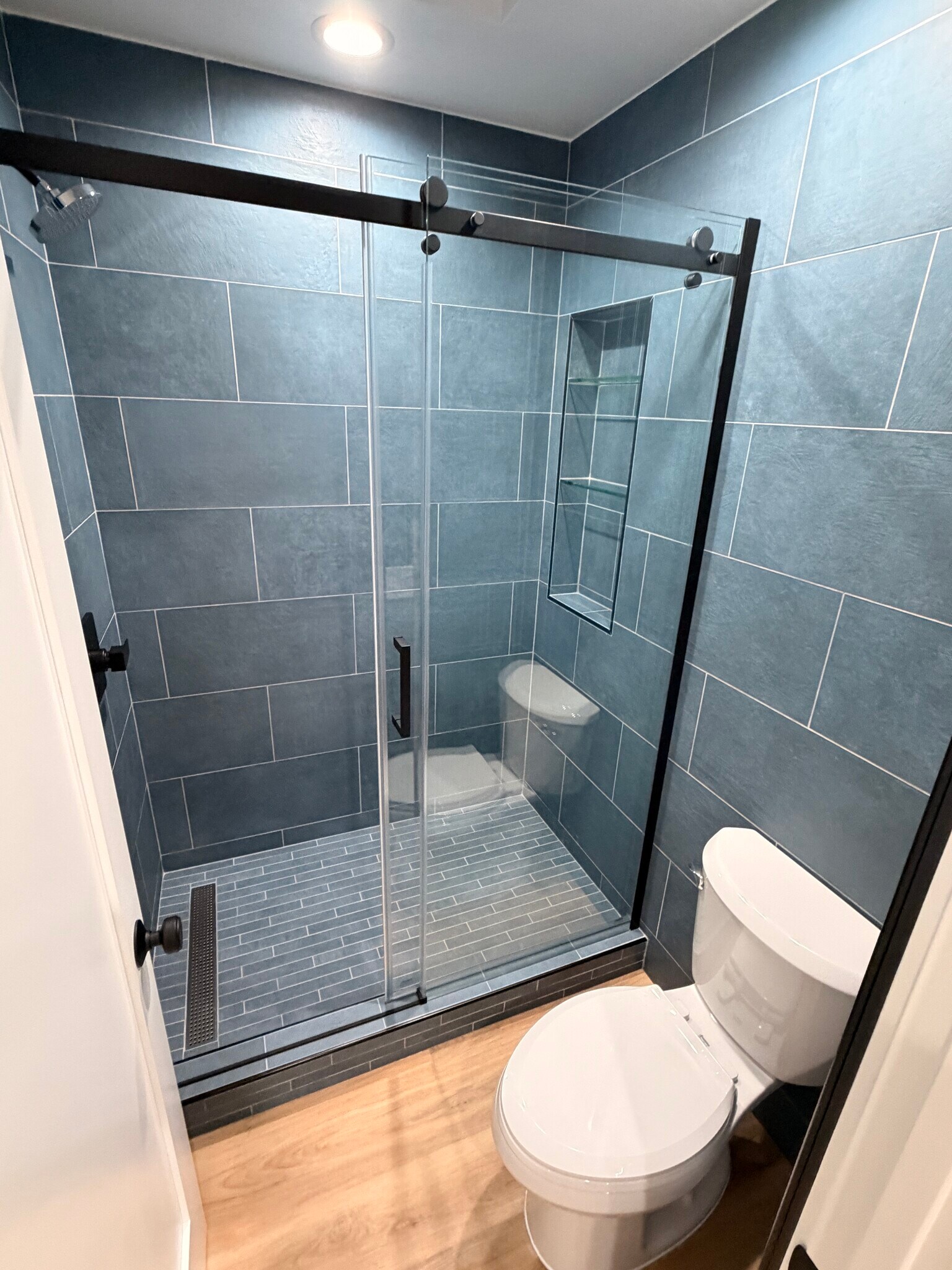 Building Photo - 111 Tamarack Ave