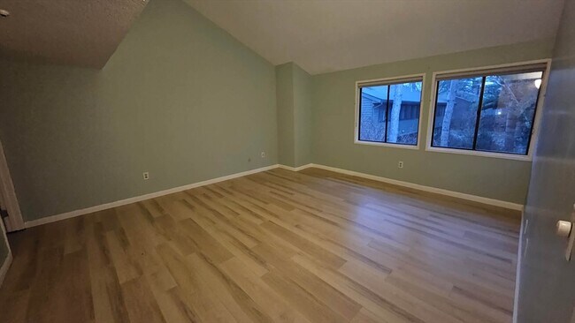 Building Photo - 522 Tumbling Hawk