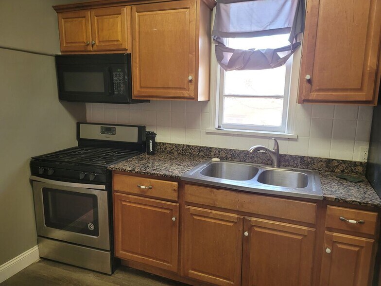 Building Photo - 3726 Avondale Ave