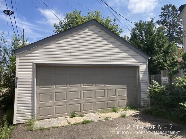 Building Photo - 2112 N 5th Ave