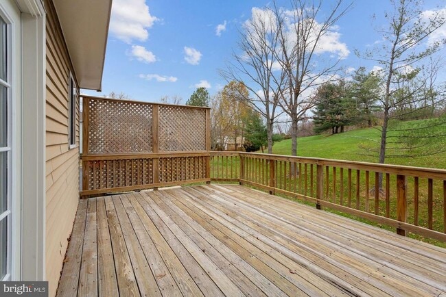 Building Photo - 2051 Gervais Dr