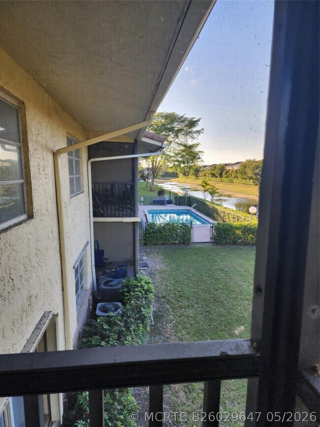 Building Photo - 8705 NW 38th Dr