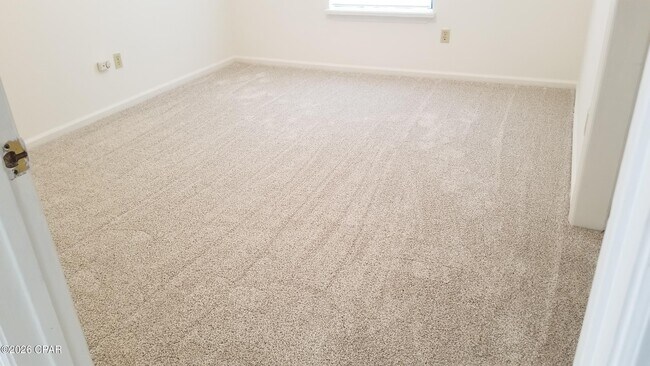 Building Photo - 126 Kristine Blvd