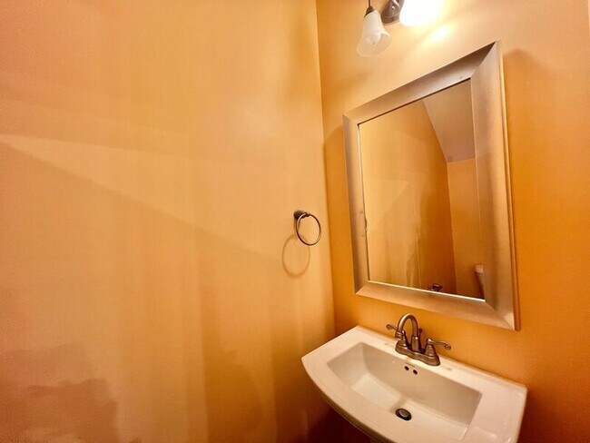 Building Photo - 3613 Water Mist Ln