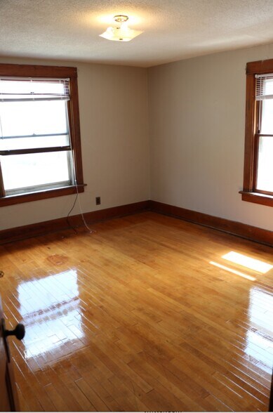 Bedroom 2nd Level - 429 Warren St