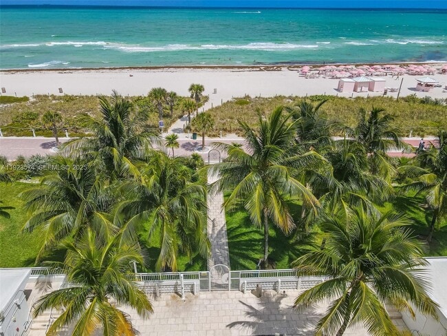 Building Photo - 4925 Collins Ave