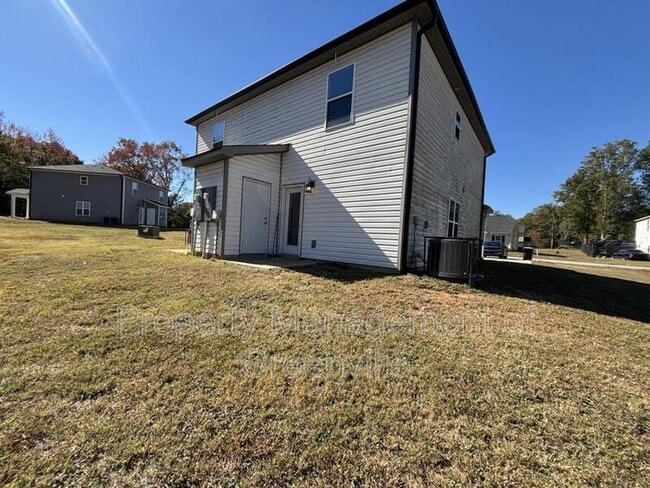 Building Photo - 121 Rubin Ave