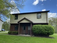 Building Photo - 614 N 4 Mile Run Rd