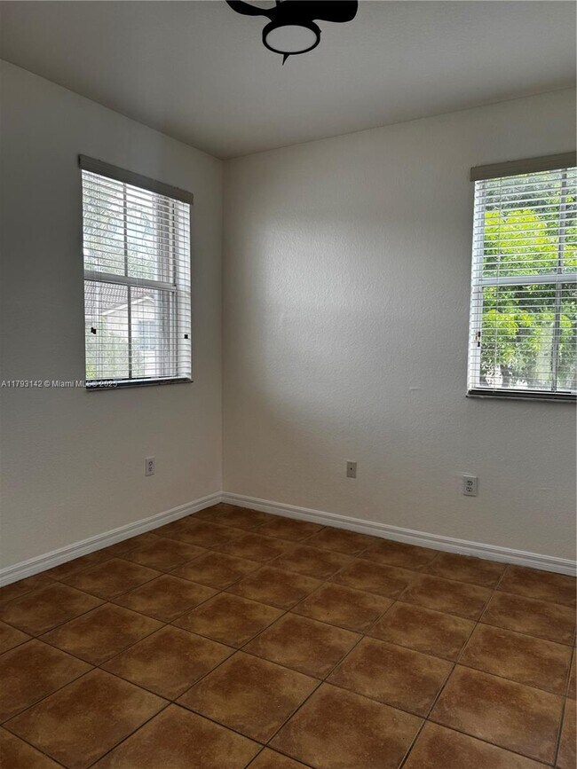 Building Photo - 12544 SW 121st Way
