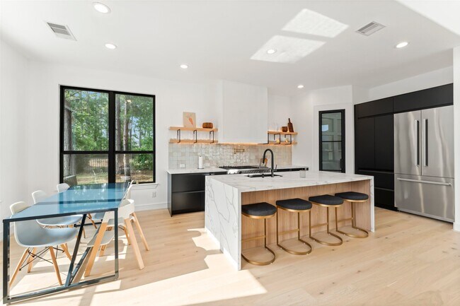 Building Photo - 1053 Bat Hawk Ct