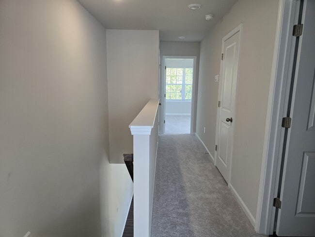 Building Photo - 1806 Autumn Mist Dr