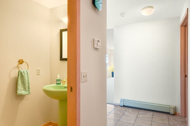 Building Photo - Fantastic South Hill Home for Rent!!!!