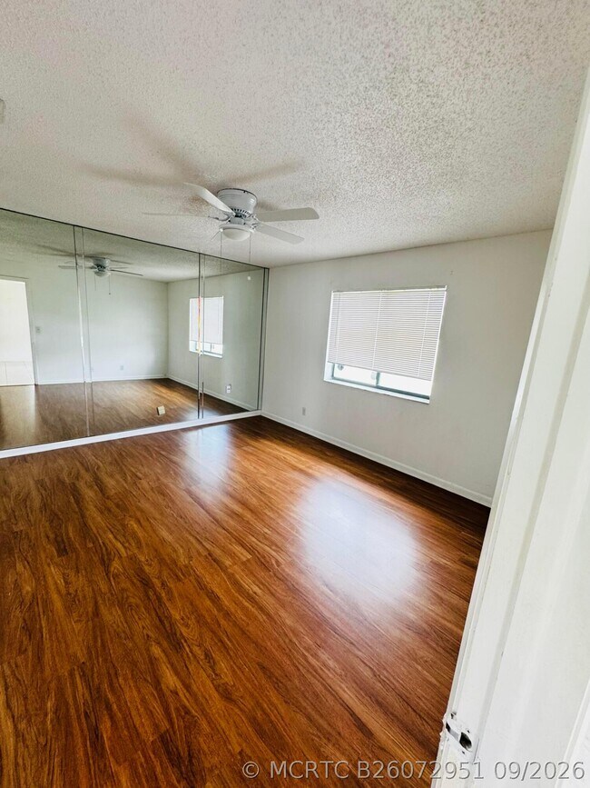 Building Photo - 14858 Wildflower Ln
