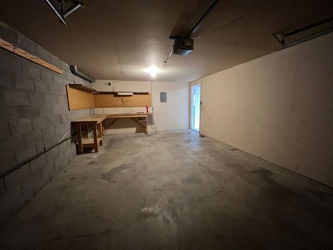 Building Photo - 2616 Gilpin Ave