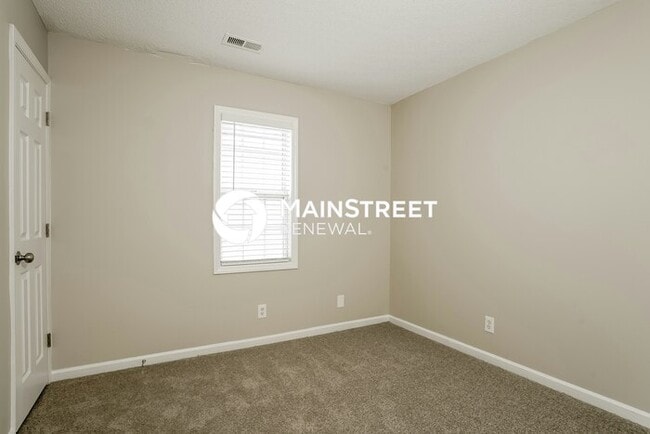 Building Photo - 3 Bedroom Pet-Friendly Home in Raleigh, NC with Main Street Renewal